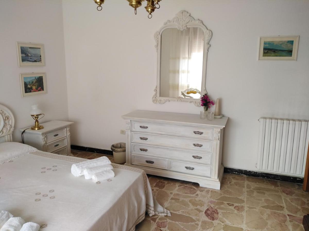Nonna Dora Bed & Breakfast Muros Exterior photo