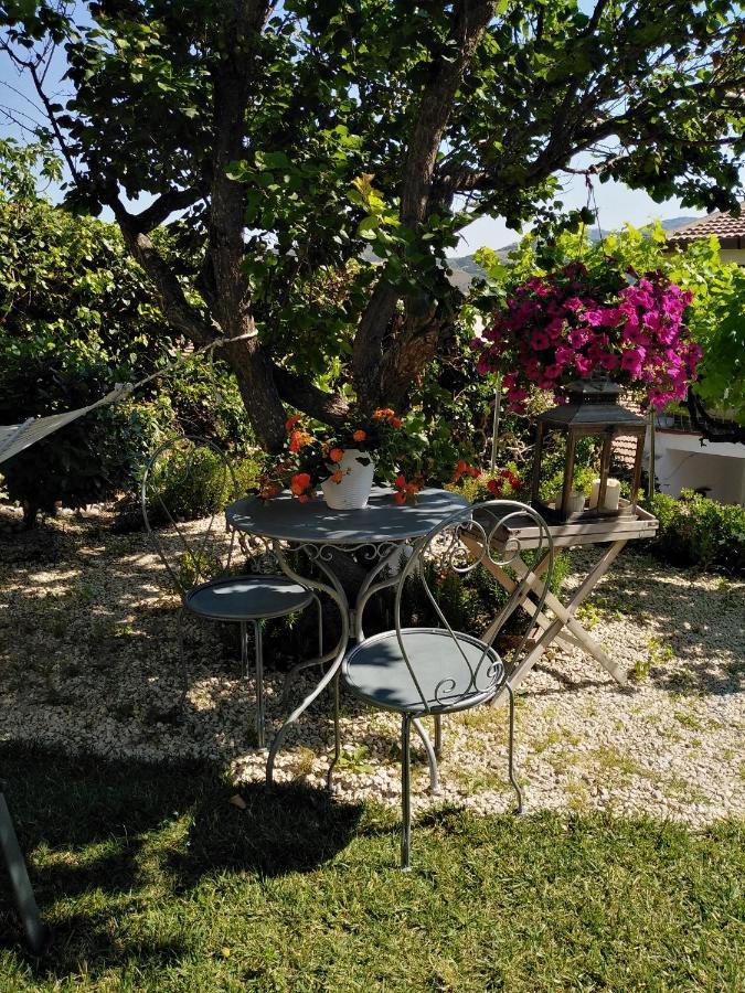 Nonna Dora Bed & Breakfast Muros Exterior photo
